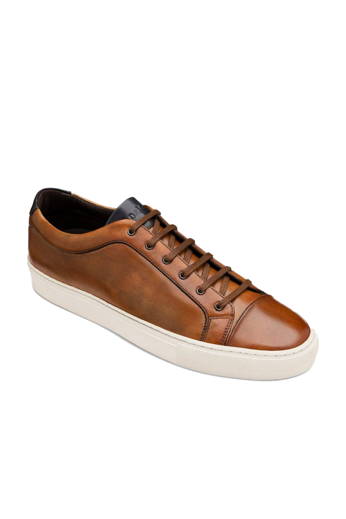 Sneaker in vitello dipinto a mano Loake Dash Castagna