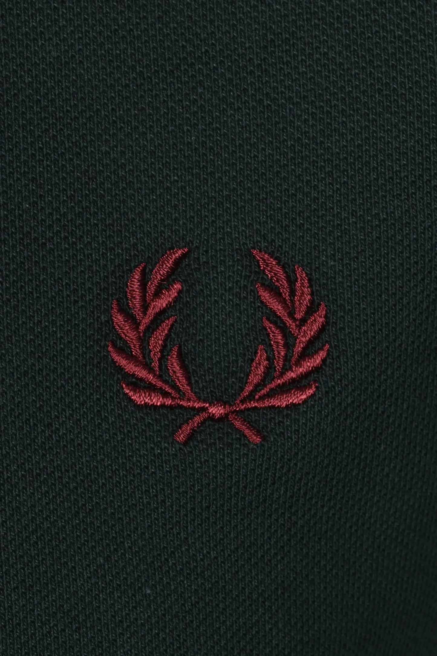 FRED PERRY TWIN TIPPED CUFF T-SHIRT GRASSROOTS Fred Perry