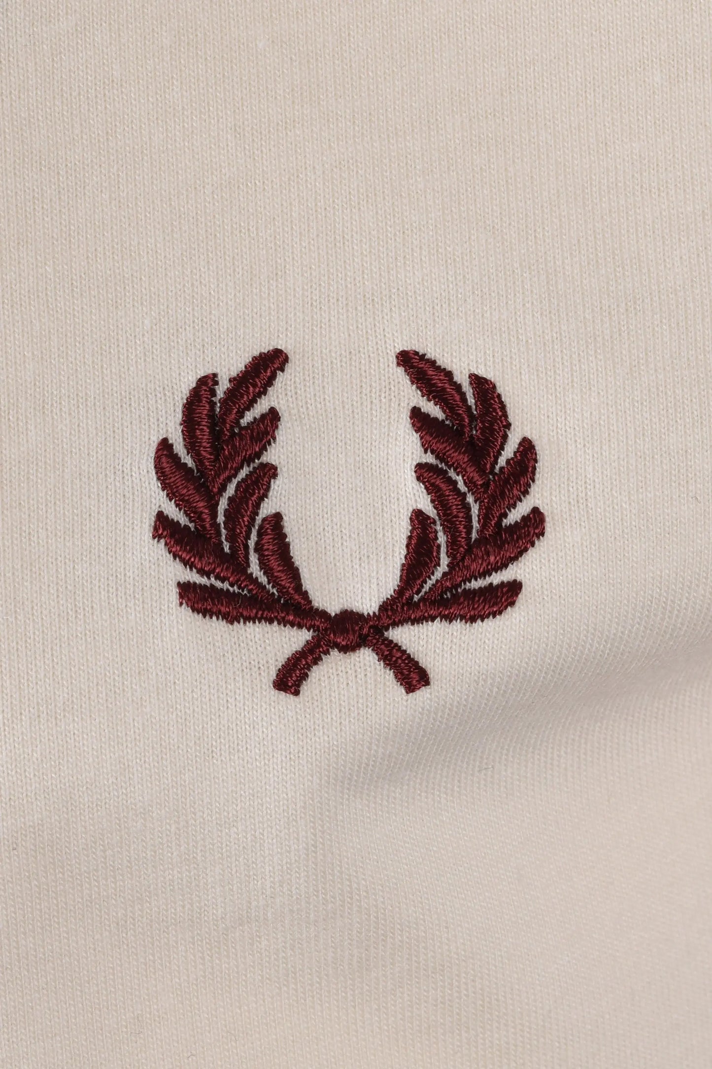 FRED PERRY TWIN TIPPED T-SHIRT ECRU/COURT BLUE/OXBLOOD Fred Perry
