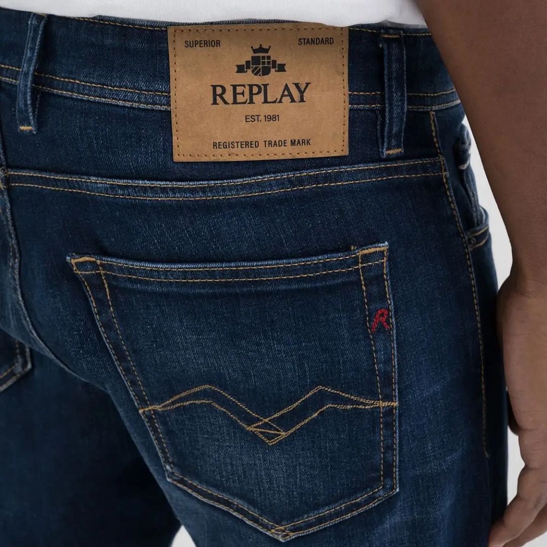 replay grover jeans badge on back