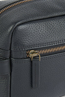 Barbour Highgate Leather Washbag Black Barbour