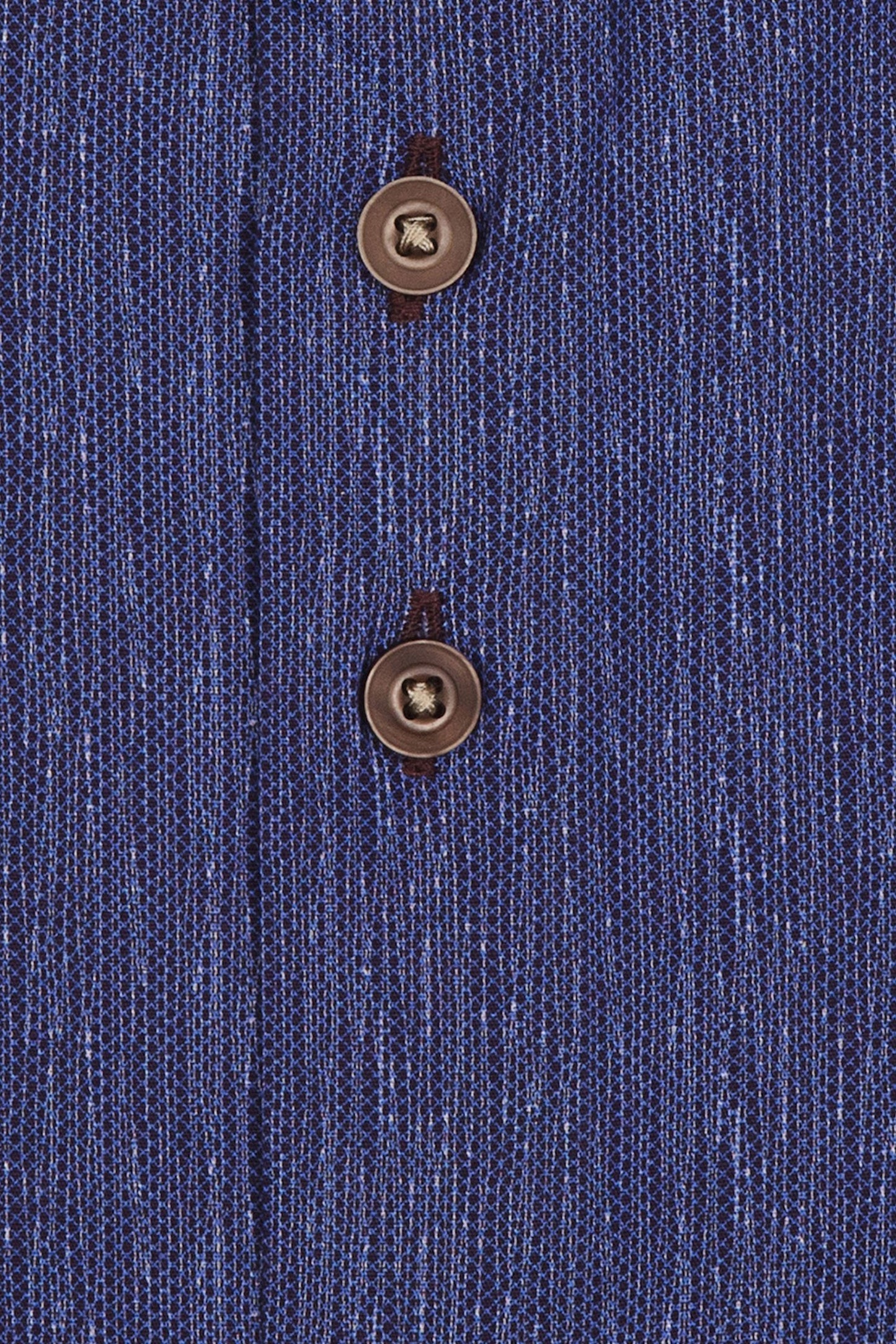 Camicia a maniche lunghe con colletto tagliato R2 blu medio