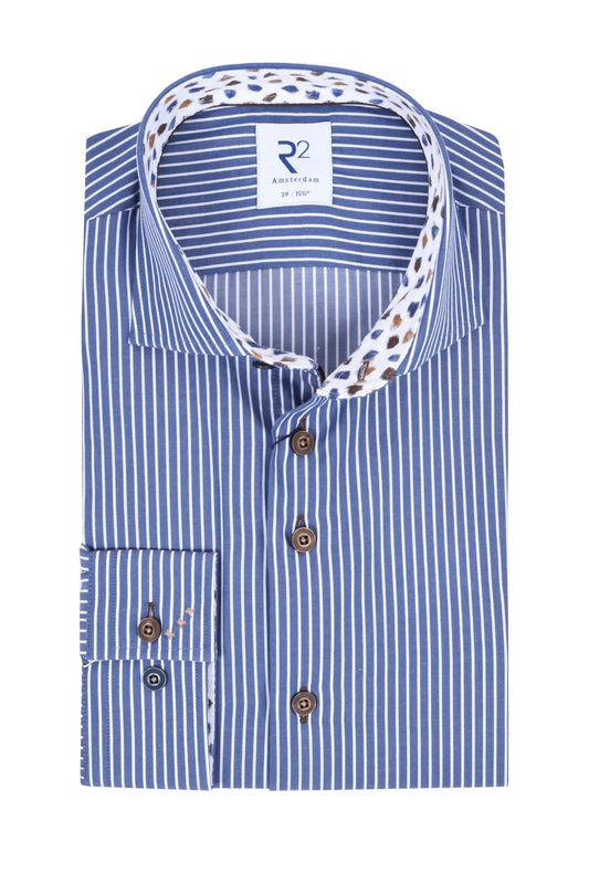 Camicia R2 con colletto tagliato a righe blu navy/bianche