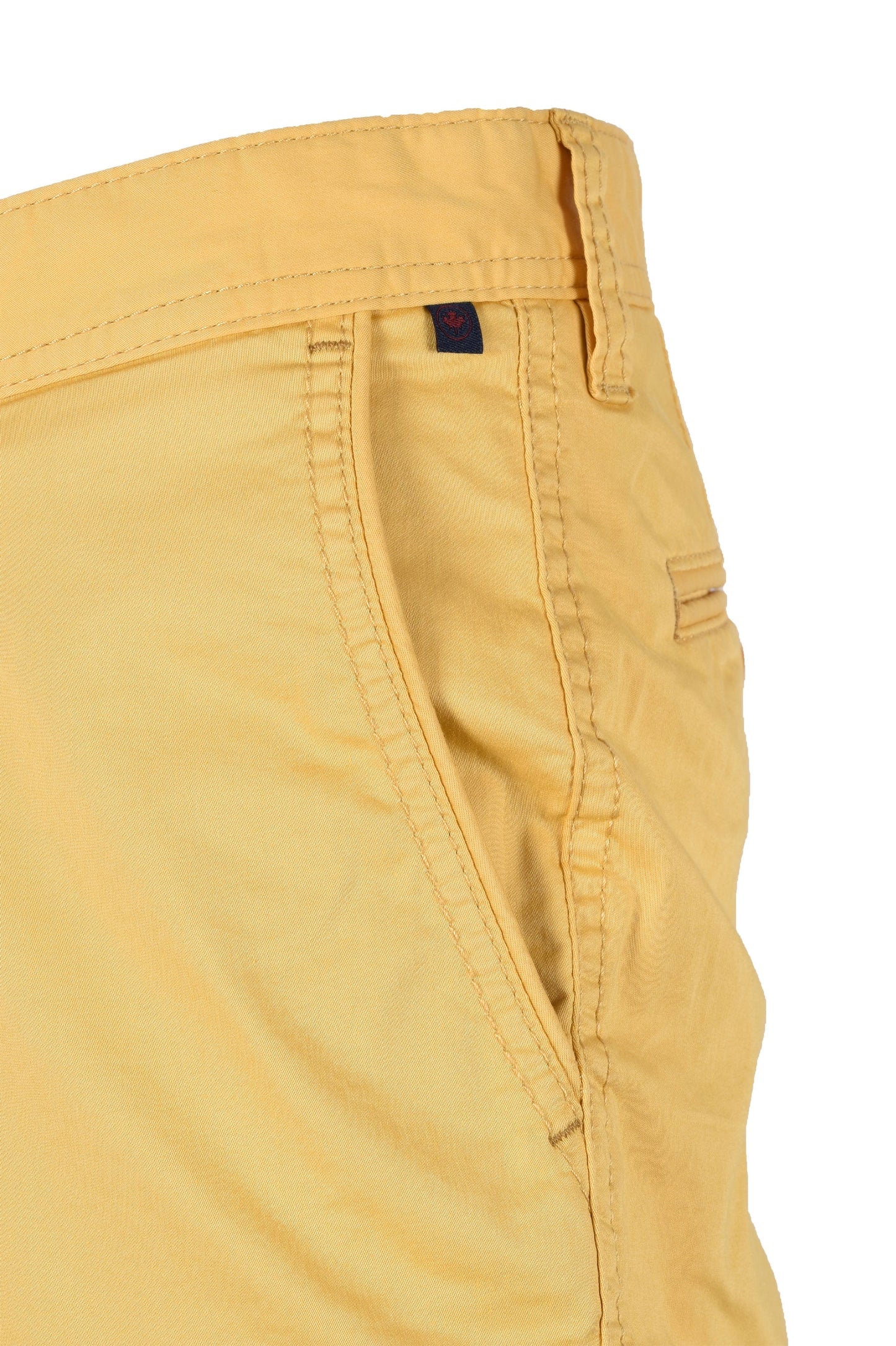 Red Point Surray Short Gold