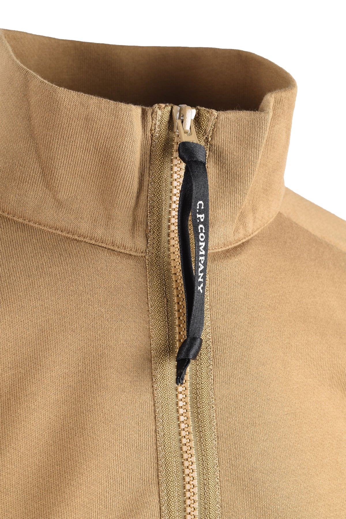 CP COMPANY DIAGONAL RAISED HALF ZIP SWEATSHIRT ERMINE
