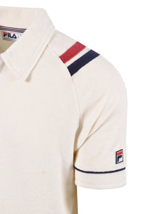 Picture of the shoulder thick twin stripe detailing in blue and red on the Fila Massimo terry polo in the colour gardenia