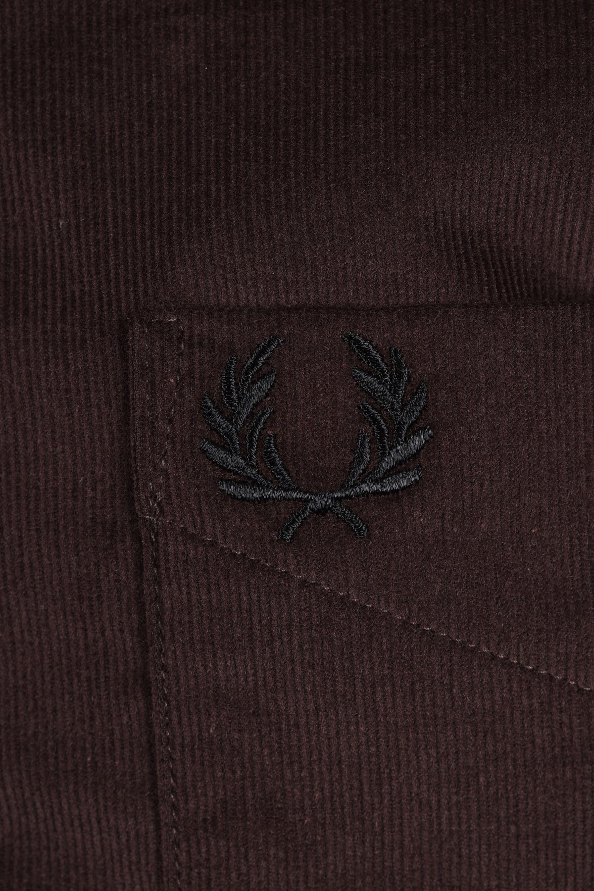 FRED PERRY NEEDLE CORD SHIRT RICH BROWN