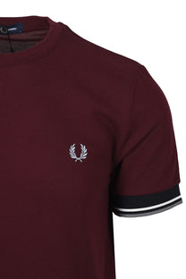 FRED PERRY TWIN TIPPED CUFFED T-SHIRT OXBLOOD Fred Perry