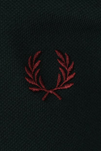 FRED PERRY TWIN TIPPED POLO GRASSROOT/STOCKPORT BLUE/OXBLOOD Fred Perry