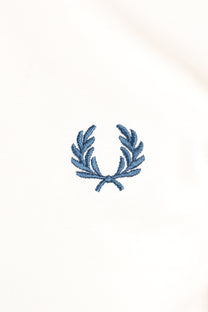 FRED PERRY TWIN TIPPED T-SHIRT ECRU/MOD BLUE