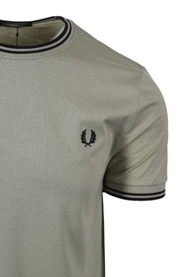 FRED PERRY TWIN TIPPED T-SHIRT SEAGRASS/BLACK Fred Perry
