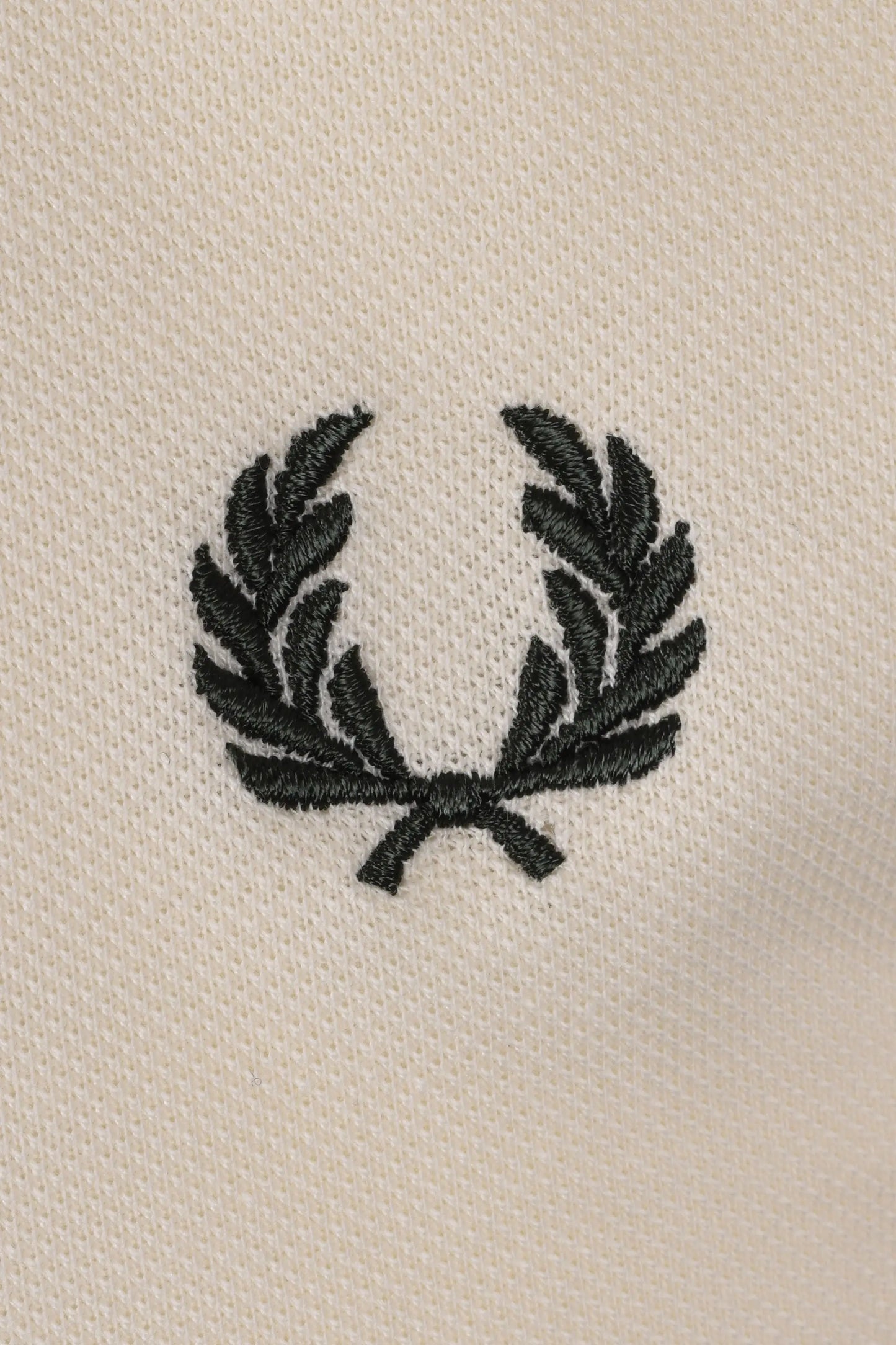 FRED PERRY TWIN TIPPED CUFF T-SHIRT ECRU Fred Perry