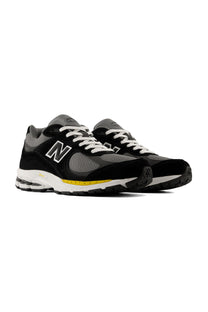 NEW BALANCE 2002 TRAINER BLACK/BLACK CEMENT New Balance Michael Stewart Menswear  Trainers