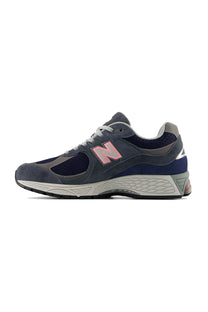 NEW BALANCE 2002R TRAINER GRAPHITE/DOUBLE BUBBLE New Balance