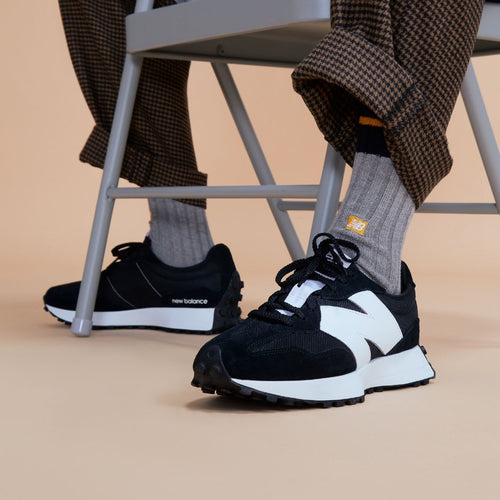 NEW BALANCE 327 TRAINER BLACK/WHITE