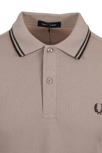 FRED PERRY TWIN TIPPED POLO WARM OAT/COURT GREEN/BURNT TOB Fred Perry