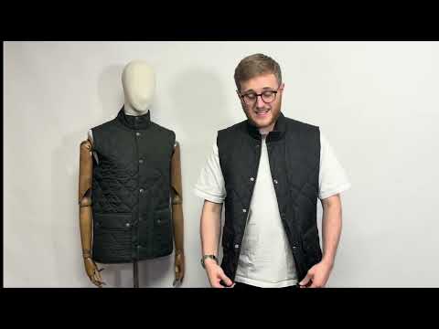 BARBOUR LOWERDALE GILET IN BLACK OAK – Michael Stewart